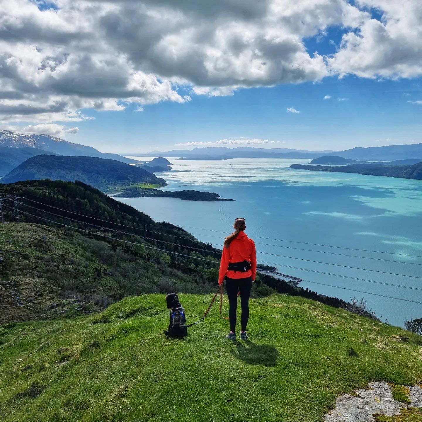 Fjordutsikt toppen av Skålafjell i Rosendal
